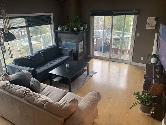 2nd image of 11111 82nd Ave