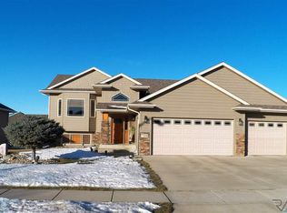 7308 W Lobelia St, Sioux Falls, SD 57106