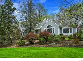 646 Chappaqua Rd, Chappaqua, NY 10570