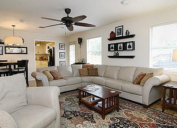 3rd image of 1228 Cloverdale Dr