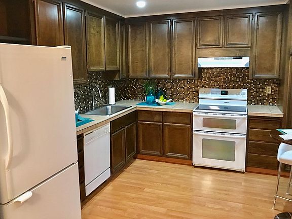4th image of 49 Showers Dr APT X155