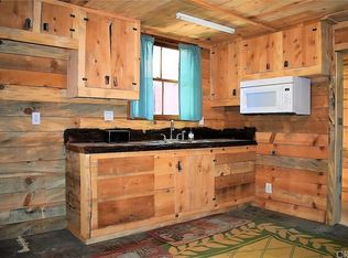 22996 Oak Ln, Crestline, CA 92325