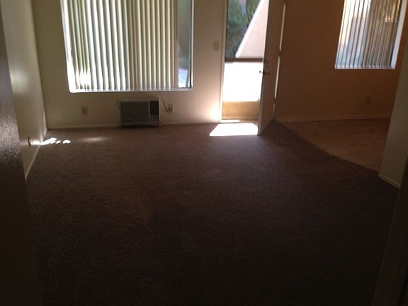 5th image of 9854 Cedar St APT 6