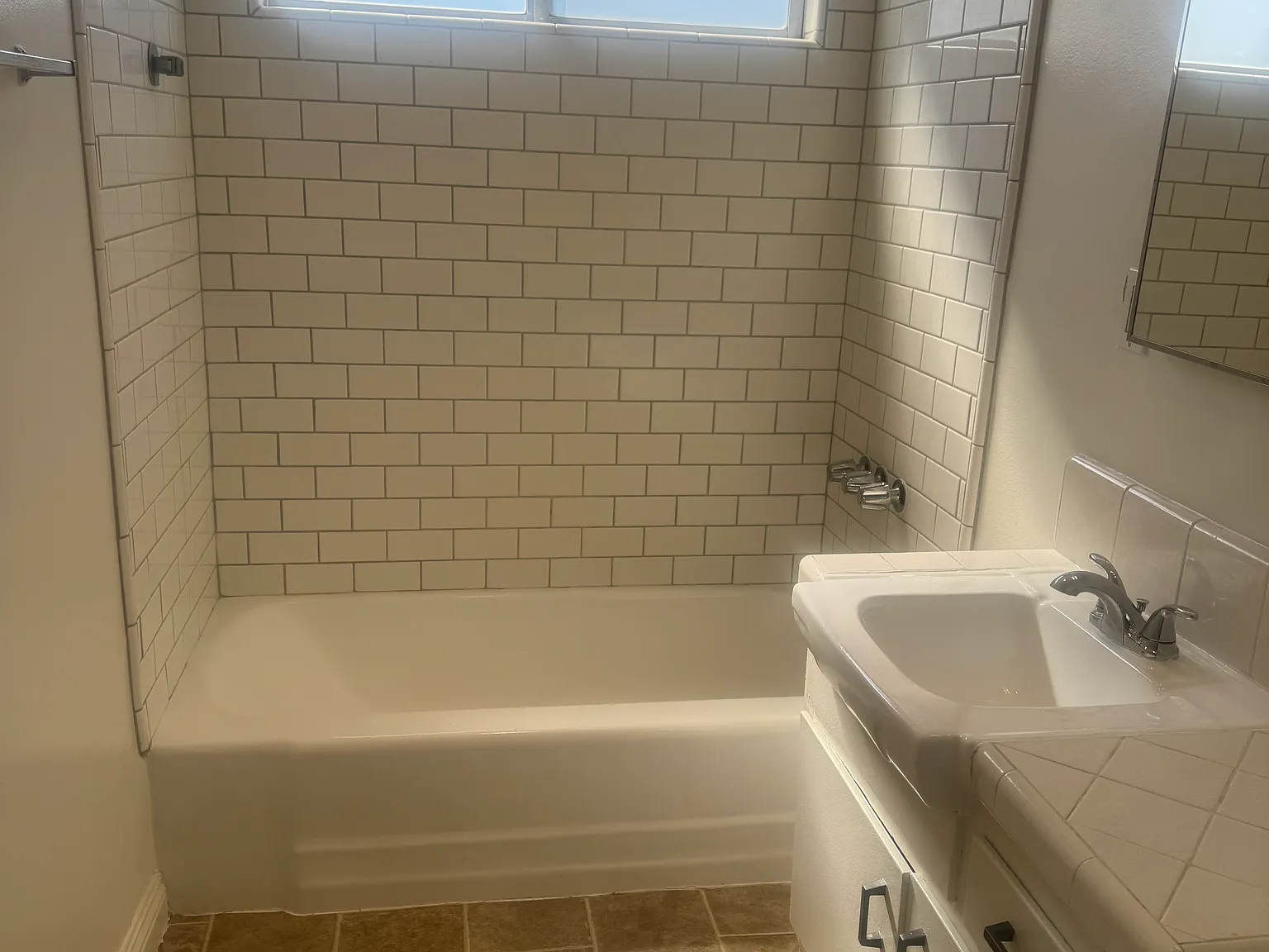 1 bed, 700 sqft, $2,150 — Photo 4