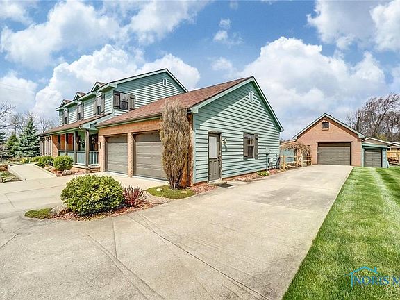 3rd image of 8980 Rockthorn Ct
