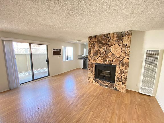 4th image of 3744 Delmas Ter #2
