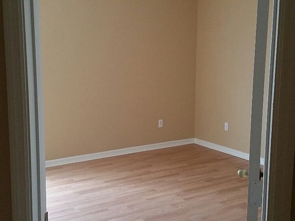 5th image of 1145 Blackwater Pond Dr