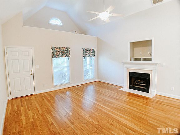 4th image of 3386 Earl Forbes Dr