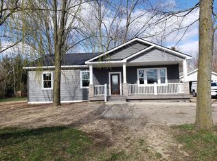 18220 Elwell Rd, Belleville, MI 48111