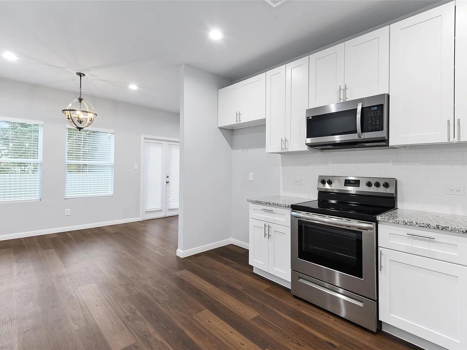2 bed, 2.5 bath, 1210 sqft, $1,650 — Photo 4