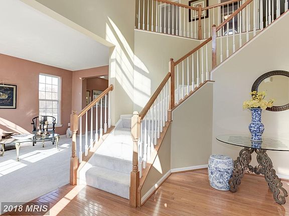 Elegant Foyer