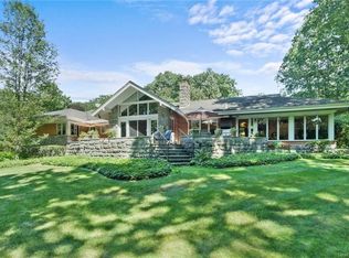 123 Dogwood Ln, Newburgh, NY 12550