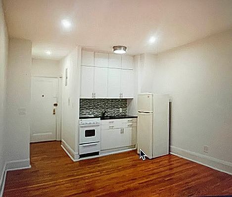 1st image of 449 W 56th St APT 8B