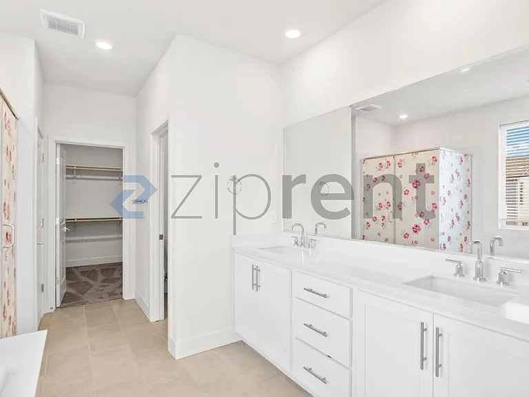 5545 Oberon Ave — Photo 21