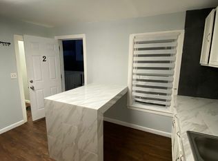 21 Ascension St APT 2, Worcester, MA 01604
