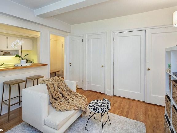 2nd image of 205 E 78th St APT 3G