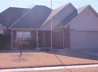 1705 W Durham St, Broken Arrow, OK 74011