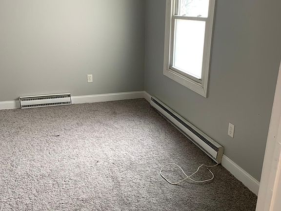 3rd image of 639 E Main St #1