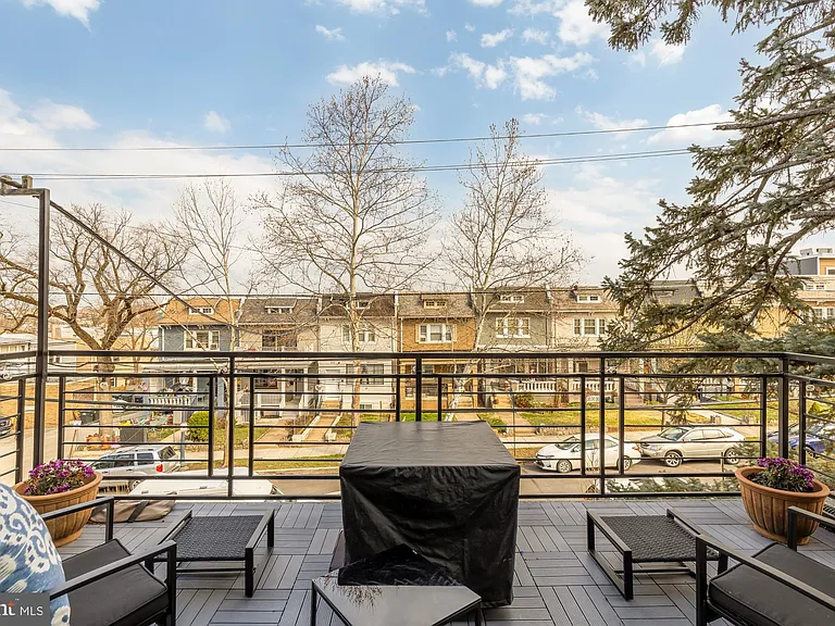 432 Emerson St NW — Photo 33