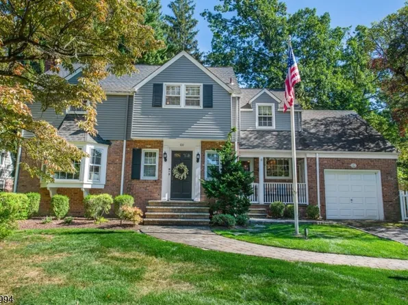 100 Forest Ave, West Caldwell Twp., NJ 07006