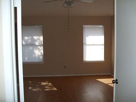 5th image of 13804 Letti Ln