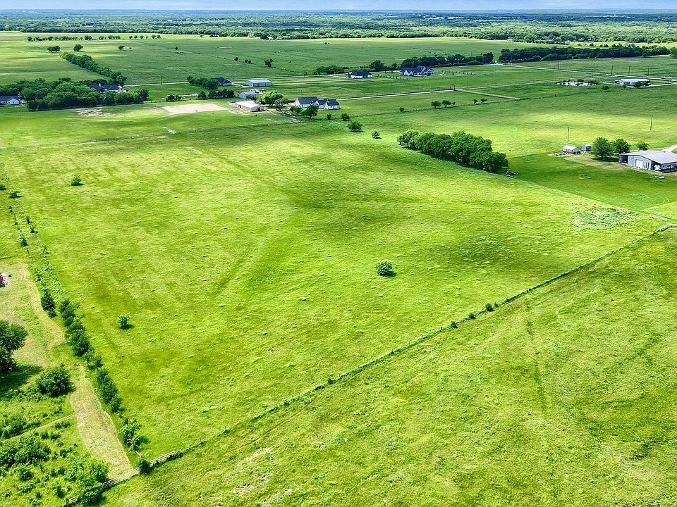 1st image of Bennett Ln