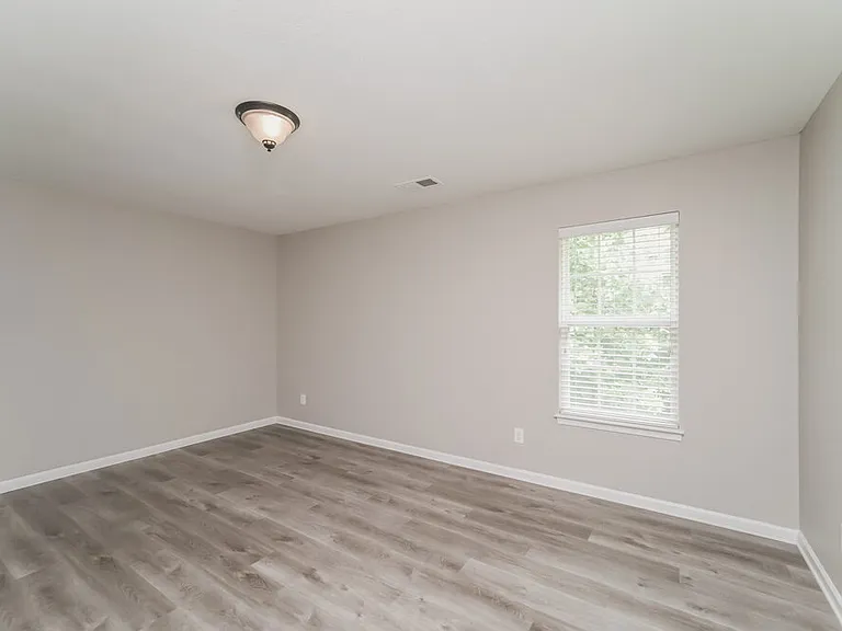 5824 Kelden Walker Ln — Photo 12