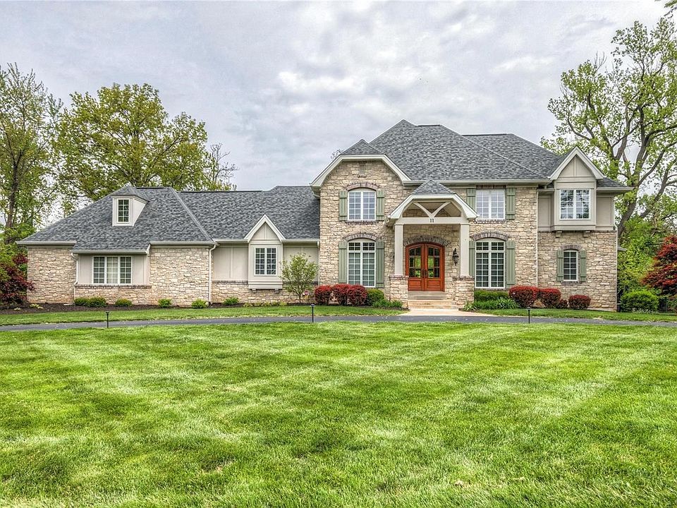 1st image of 11 Ladue Mdws
