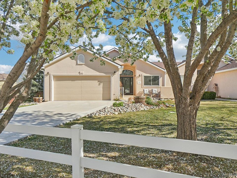 1st image of 330 Blackstone Cir