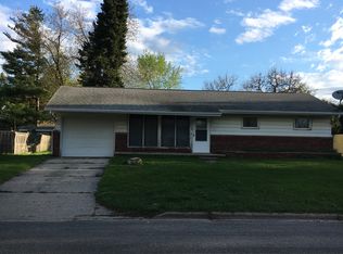 713 E Grant St, Hastings, MI
