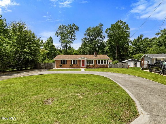 2nd image of 123 Greencrest Circle