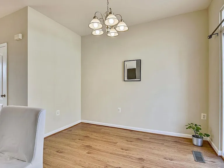 543 Ensemble Ct — Photo 23