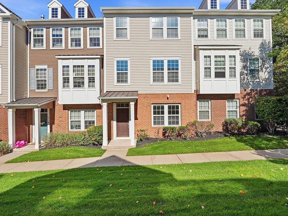 26 Truman Dr