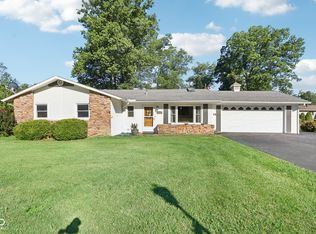5532 Lakeview Ln, Martinsville, IN 46151