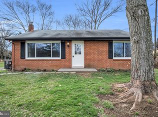 570 Gutshall Rd, Boiling Springs, PA 17007