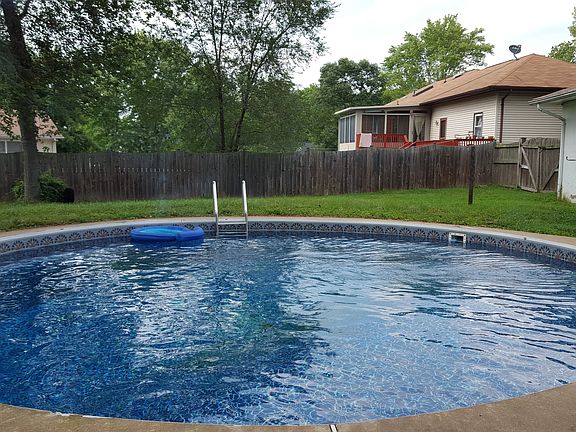 5th image of 122 Lark Ln
