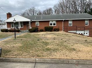 2111 Cortland St, Waynesboro, VA 22980