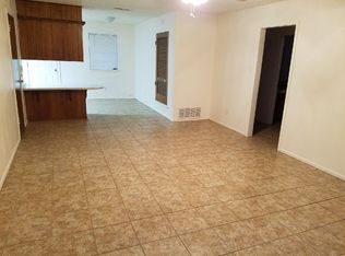 709B 11th St, Shallowater, TX 79363