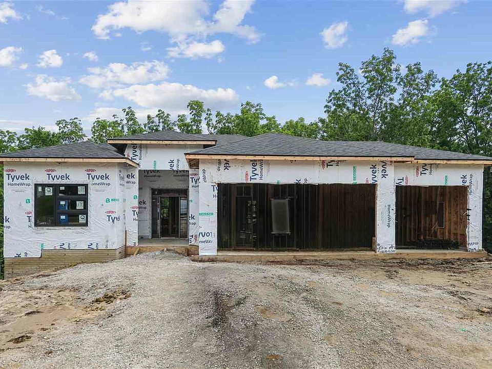 1st image of 3931 Windfall Dr NW