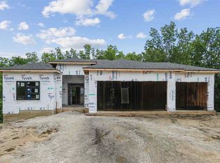 3931 Windfall Dr NW, Cedar Rapids, IA 52405