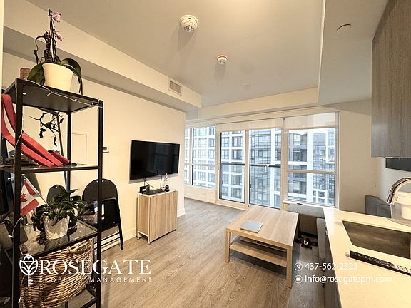 4th image of 5 Mabelle Ave #3431
