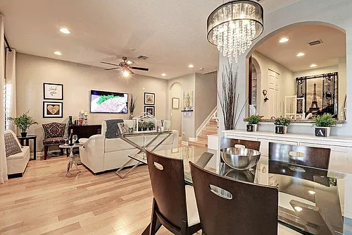 400 Lake Monterey Cir Photo 1