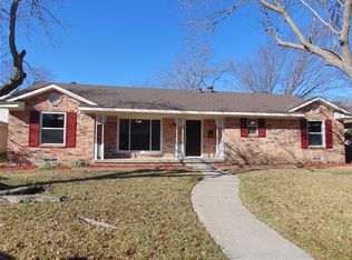 5031 Menefee Dr, Dallas, TX 75227