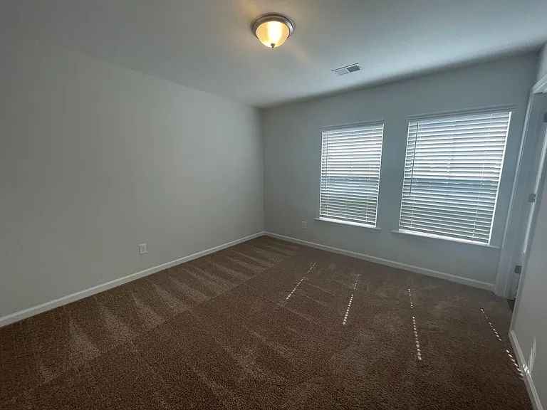 184 Northwood St — Photo 11