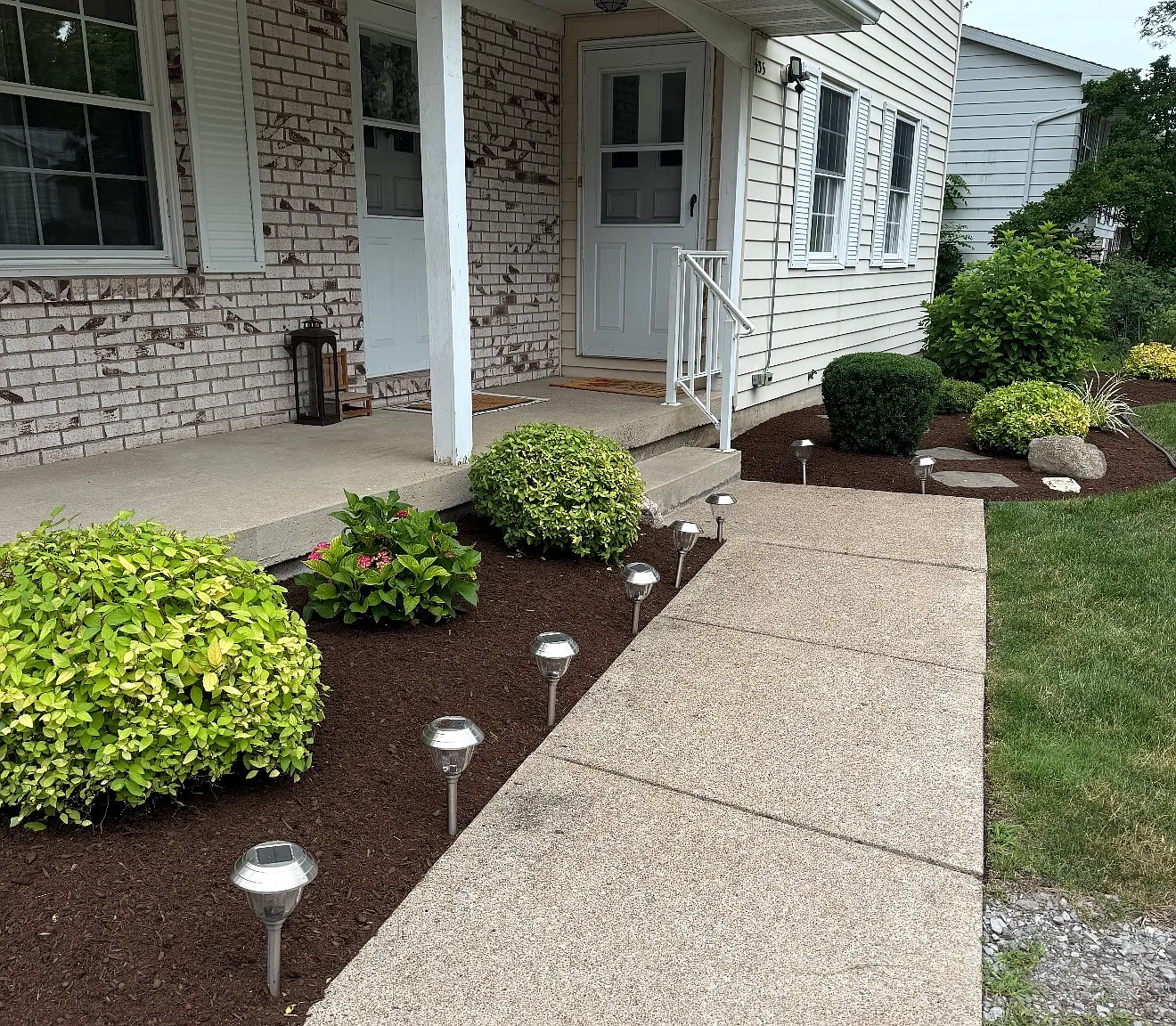 3 bed, 1.5 bath, 1200 sqft, $1,950 — Photo 3