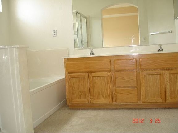 2nd image of Fernway Ct