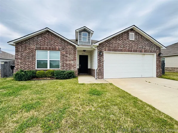 2014 S 15th St, Broken Arrow, OK 74012