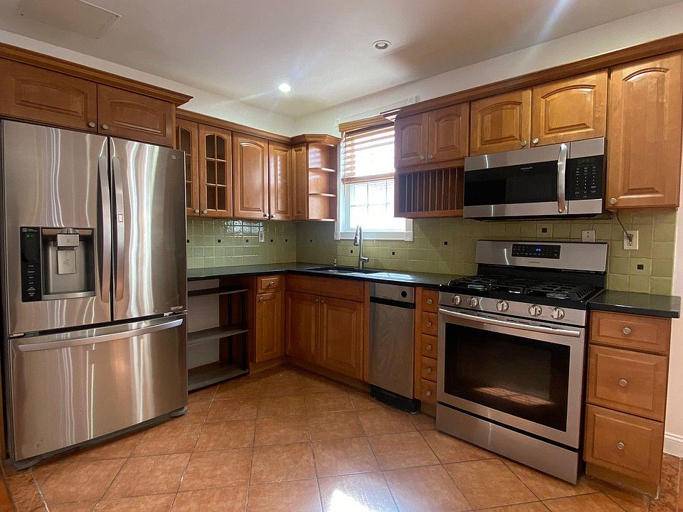 1st image of 1278 Waring Ave