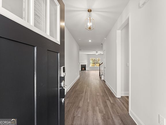 3rd image of 642 Bald Ridge Cir