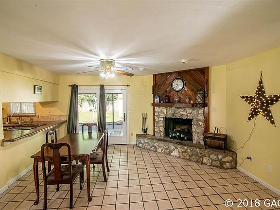 4th image of 6714 NW 33rd St